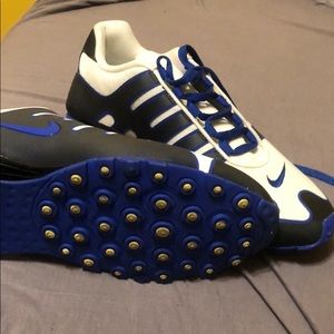 Nike shox glittery black&white w yellow bottom 11